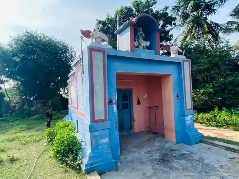 Arulmigu Venugopalasamy Temple, Venugopalasamy Templearea, Athamananjeri - 631202 அருள்மிகு வேணுகோபாலசுவாமி திருக்கோயில், Venugopalasamy Templearea, Athamananjeri - 631202, Tiruvallur - Ancient Temple Architecture and History Image 7