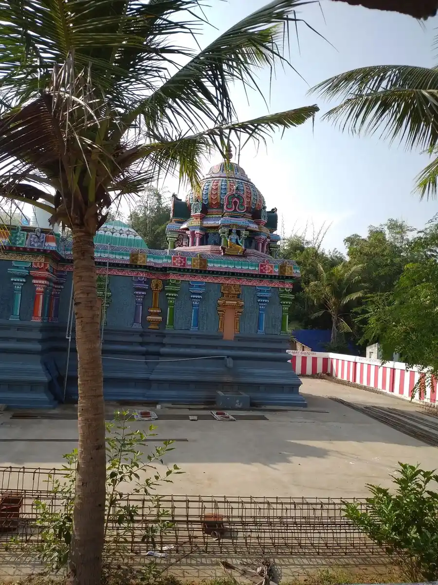 Arulmigu Venugopalaswami Temple, Alangudi - 609502 அருள்மிகு வேணுகோபாலசுவாமி திருக்கோயில், Alangudi - 609502, Thiruvarur - Ancient Temple Architecture and History Image 3