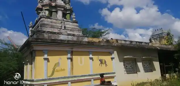 Arulmigu Venugopalaswami Temple, Mangadu - 622304 அருள்மிகு வேணுகோபாலசுவாமி திருக்கோயில், Mangadu - 622304, Pudukkottai - Ancient Temple Architecture and History Image 4
