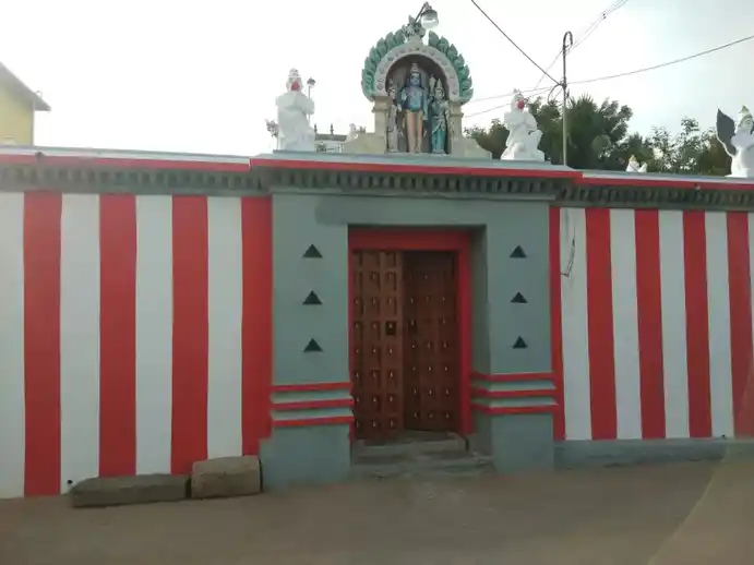 Arulmigu Venugopalaswami Temple, Then Nanthiyalam - 632517 அருள்மிகு வேணூகோபாலசுவாமி திருக்கோயில், தென்நந்தியாலம் - 632517, Ranipet - Ancient Temple Architecture and History Image 5