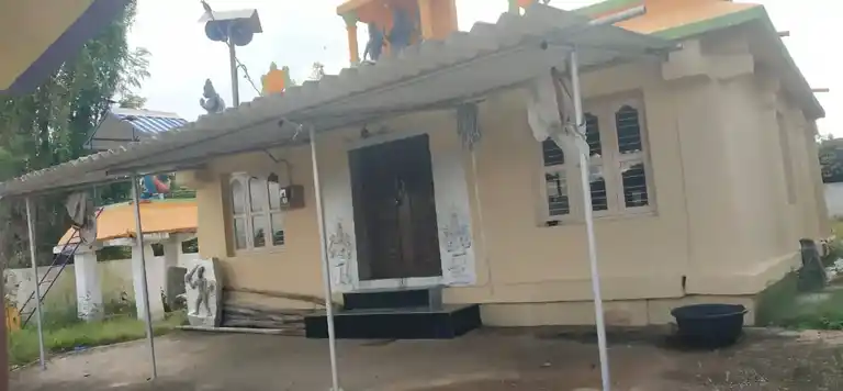 Arulmigu Venugopalaswamy And Kambathrayaswamy Temple, Ediyanallur - 635110 Temple