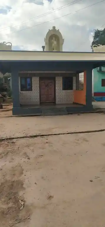 Arulmigu Venugopalaswamy And Kambathrayaswamy Temple, Ediyanallur - 635110 Arulmigu Venugopalaswamy And Kambathrayaswamy Temple, Ediyanallur - 635110, Krishnagiri - Ancient Temple Architecture and History Image 3