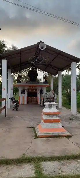 Arulmigu Venugopalaswamy And Perundevi Thayar Temple, Chinnaiyankulam - 631502