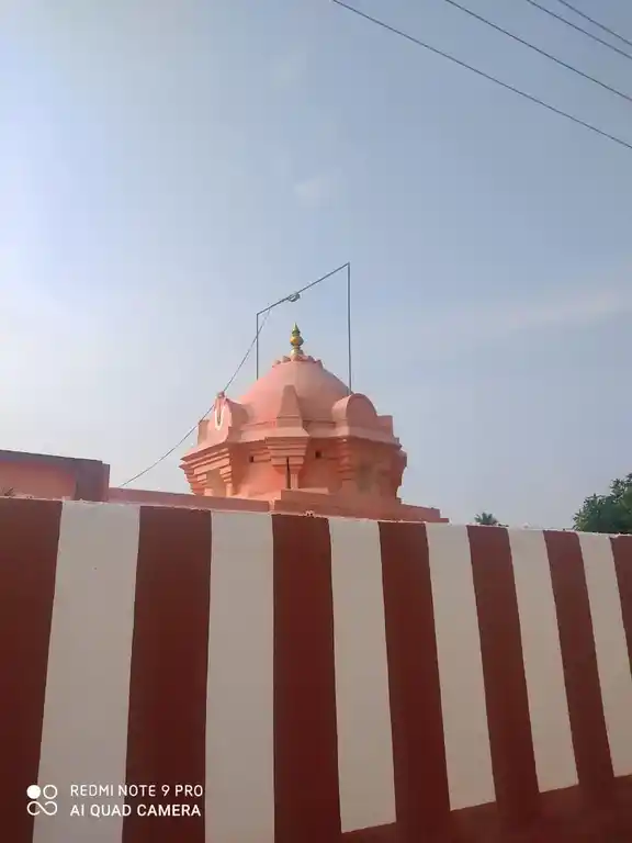 Arulmigu Venugopalaswamy Temple, Aalampoondi - 604151 அருள்மிகு வேணுகோபாலசுவாமி திருக்கோயில், Aalampoondi - 604151, Viluppuram - Ancient Temple Architecture and History Image 4