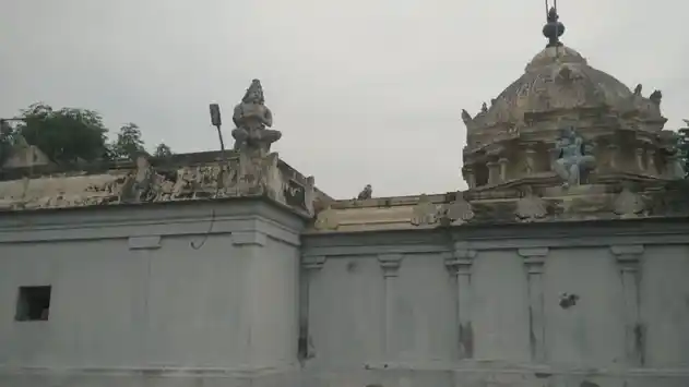 Arulmigu Venugopalaswamy Temple, B.Kolakudi - 608706 அருள்மிகு வேணுகோபாலசுவாமி திருக்கோயில், B.Kolakudi - 608706, Cuddalore - Ancient Temple Architecture and History Image 2