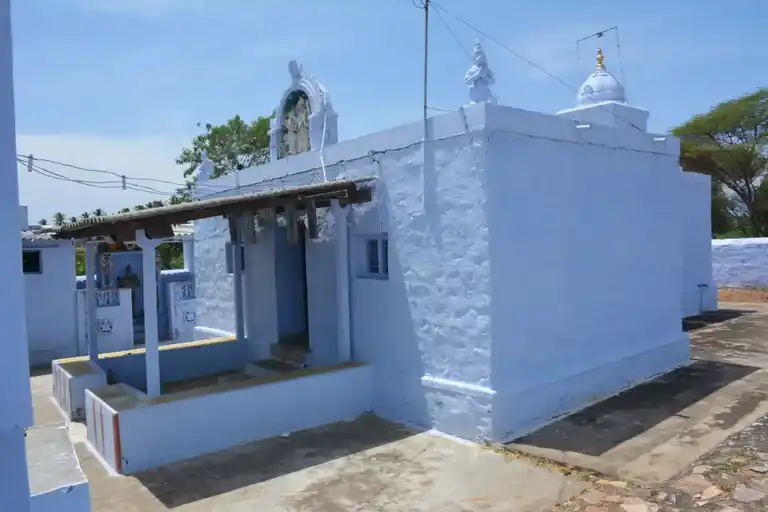 Arulmigu Venugopalaswamy Temple, Baguthampalayam - 638401 அருள்மிகு வேணுகோபாலசுவாமி திருக்கோயில், Baguthampalayam - 638401, Erode - Ancient Temple Architecture and History Image 7