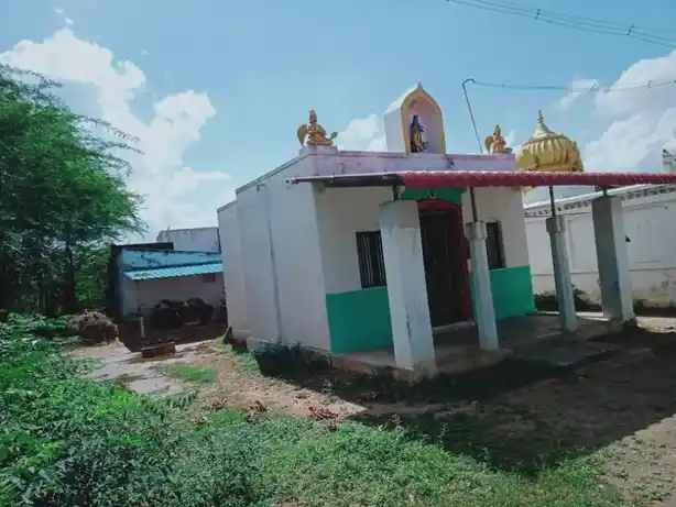 Arulmigu Venugopalaswamy Temple, Irumaram - 604407 Arulmigu Venugopalaswamy Temple, Irumaram - 604407, Tiruvannamalai - Ancient Temple Architecture and History Image 3