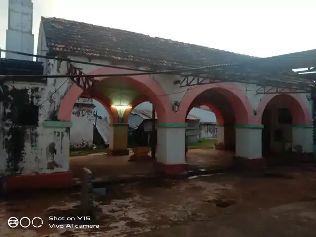 Arulmigu Venugopalaswamy Temple, Kallavi, Panamarathuppatti - 635207 அருள்மிகு வேணுகோபால சுவாமி திருக்கோயில், Kallavi, Panamarathuppatti - 635207, Krishnagiri - Ancient Temple Architecture and History Image 2