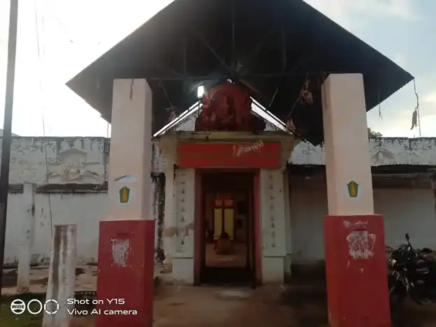 Arulmigu Venugopalaswamy Temple, Kallavi, Panamarathuppatti - 635207 அருள்மிகு வேணுகோபால சுவாமி திருக்கோயில், Kallavi, Panamarathuppatti - 635207, Krishnagiri - Ancient Temple Architecture and History Image 4