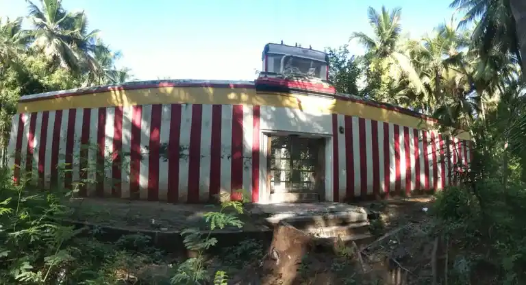 Arulmigu Venugopalaswamy Temple, Karupatti - 625205 அருள்மிகு வேணுகோபாலசாமி திருக்கோயில், Karupatti - 625205, Madurai - Ancient Temple Architecture and History Image 4