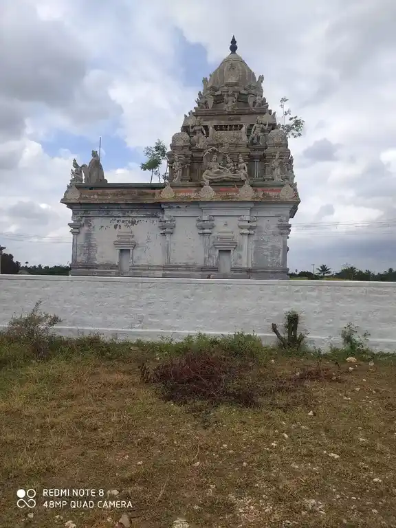 Arulmigu Venugopalaswamy Temple, Koodacherry - 637206 Arulmigu Venugopalaswamy Temple, Koodacherry - 637206, Namakkal - Ancient Temple Architecture and History Image 2