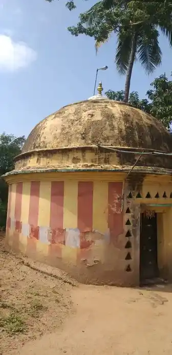 Arulmigu Venugopalaswamy Temple, Kunnur - 625531 அருள்மிகு வேணுகோபால சாமி திருக்கோயில், Kunnur - 625531, Theni - Ancient Temple Architecture and History Image 4