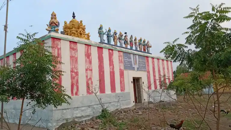 Arulmigu Venugopalaswamy Temple, M.R.Palayam - 621104 Arulmigu Venugopalaswamy Temple, M.R.Palayam - 621104, Thiruchirappalli - Ancient Temple Architecture and History Image 4