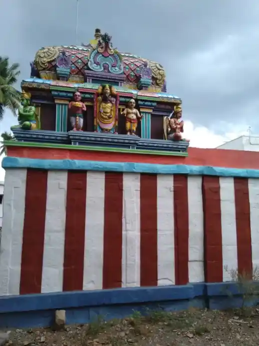 Arulmigu Venugopalaswamy Temple, Manikkattipudur, Marappanaickanpatty - 637212 அருள்மிகு வேணுகோபாலசாமி திருக்கோயில், Manikkattipudur, Marappanaickanpatty - 637212, Namakkal - Ancient Temple Architecture and History Image 4