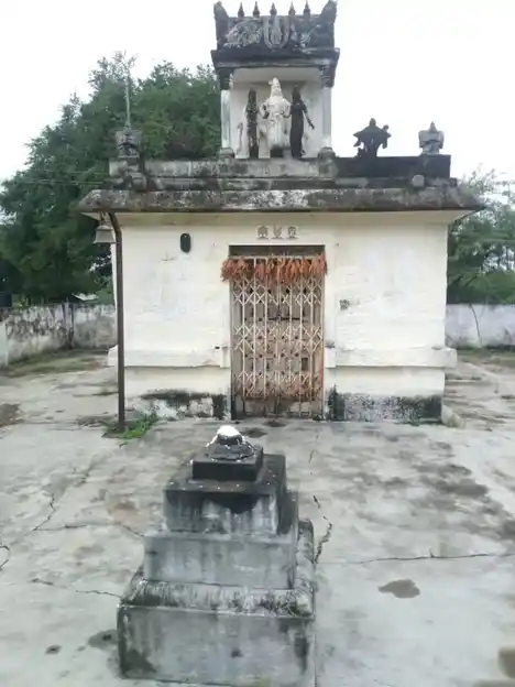 Arulmigu Venugopalaswamy Temple, Marutthuvanpadi - 603406 அருள்மிகு வேணுகோபாலசுவாமி திருக்கோயில், Marutthuvanpadi - 603406, Kancheepuram - Ancient Temple Architecture and History Image 2