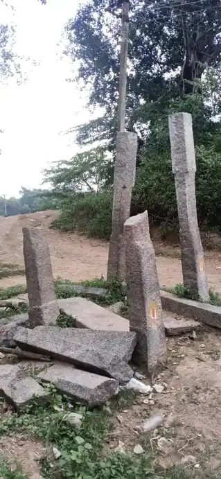 Arulmigu Venugopalaswamy Temple, Molasur - 604102 அருள்மிகு வேணுகோபாலசுவாமி திருக்கோயில், Molasur - 604102, Viluppuram - Ancient Temple Architecture and History Image 5