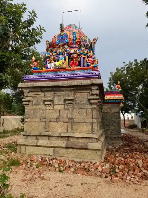 Arulmigu Venugopalaswamy Temple, Moothur - 631003 அருள்மிகு வேணுகோபாலசாமி திருக்கோயில், மூதூர் - 631003, Ranipet - Ancient Temple Architecture and History Image 6