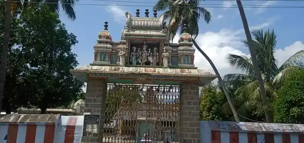 Arulmigu Venugopalaswamy Temple, Nerunjippettai - 638311 அருள்மிகு வேணுகோபாலசுவாமி திருக்கோயில், Nerunjippettai - 638311, Erode - Ancient Temple Architecture and History Image 5