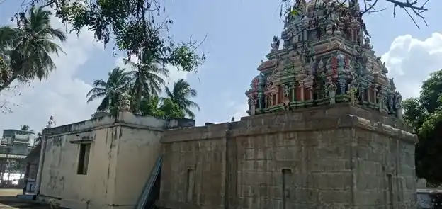 Arulmigu Venugopalaswamy Temple, Nerunjippettai - 638311 அருள்மிகு வேணுகோபாலசுவாமி திருக்கோயில், Nerunjippettai - 638311, Erode - Ancient Temple Architecture and History Image 6