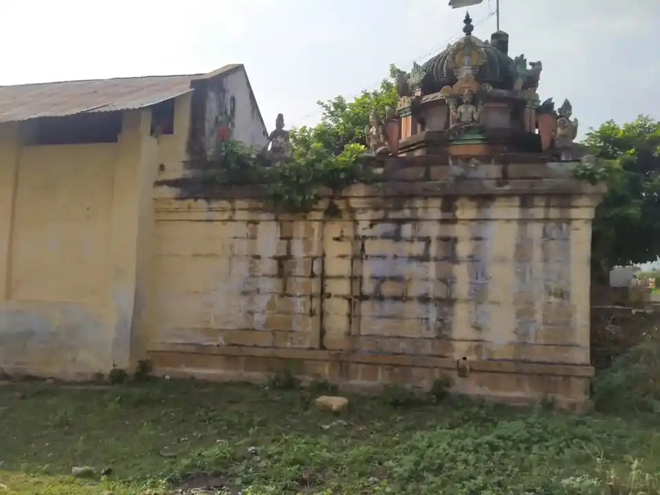 Arulmigu Venugopalaswamy Temple, Okoothur - 621705 Arulmigu Venugopalaswamy Temple, Okoothur - 621705, Ariyalur - Ancient Temple Architecture and History Image 3