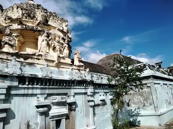 Arulmigu Venugopalaswamy Temple, Palamarneri - 613104 அருள்மிகு வேணுகோபாலசுவாமி திருக்கோயில், Palamarneri - 613104, Thanjavur - Ancient Temple Architecture and History Image 3