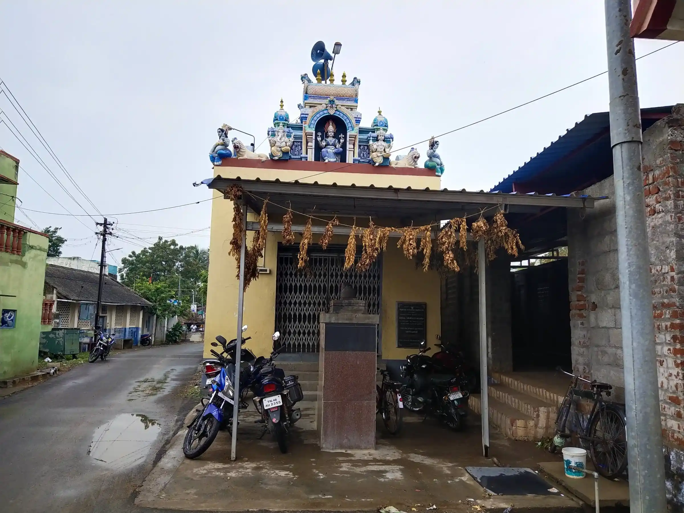 Arulmigu Venugopalaswamy Temple, Soraththur - 621002 அருள்மிகு வேணுகோபாலசுவாமி திருக்கோயில், Soraththur - 621002, Thiruchirappalli - Ancient Temple Architecture and History Image 4
