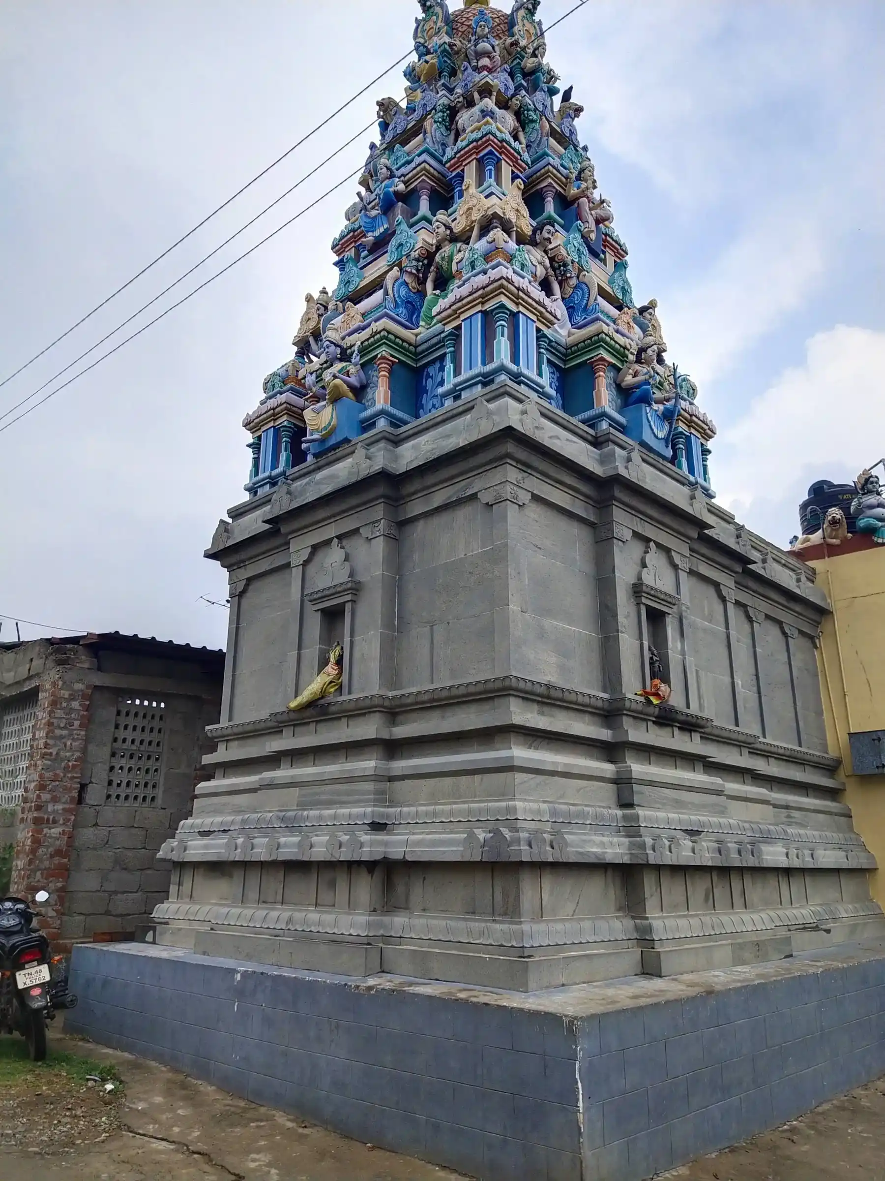 Arulmigu Venugopalaswamy Temple, Soraththur - 621002 அருள்மிகு வேணுகோபாலசுவாமி திருக்கோயில், Soraththur - 621002, Thiruchirappalli - Ancient Temple Architecture and History Image 6