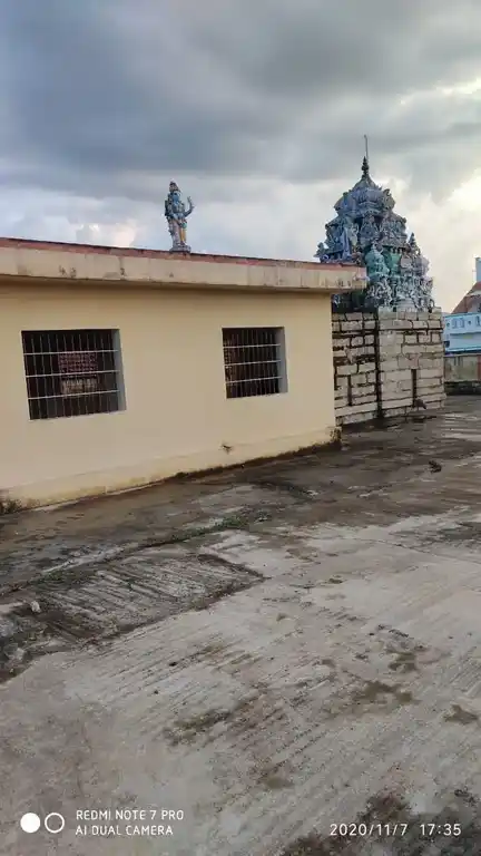 Arulmigu Venugopalaswamy Temple, Teadavur - 636116 அருள்மிகு வேணுகோபாலஸ்வாமி திருக்கோவில், தெடாவூர் - 636116, Salem - Ancient Temple Architecture and History Image 2