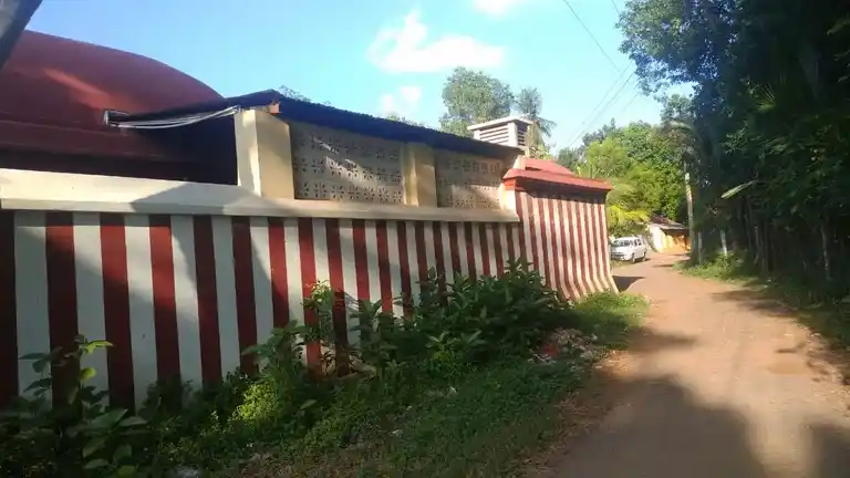 Arulmigu Venugopalaswamy Temple, Thillayambur, Thillayambur - 612804 அருள்மிகு வேணுகோபால சுவாமி திருக்கோயில், தில்லையம்பூர், Thillayambur - 612804, Thanjavur - Ancient Temple Architecture and History Image 2