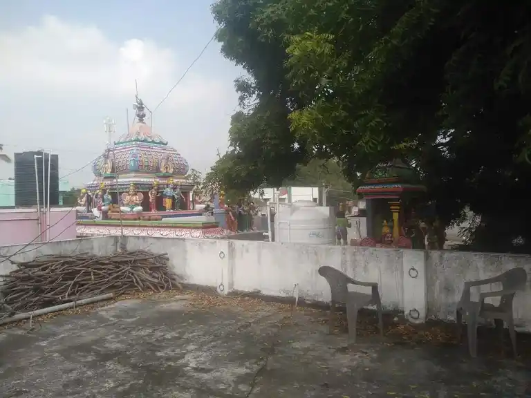 Arulmigu Venugopalaswamy Temple, Thumbur - 605203 அருள்மிகு வேணுகோபாலசுவாமி திருக்கோயில், Thumbur - 605203, Viluppuram - Ancient Temple Architecture and History Image 2