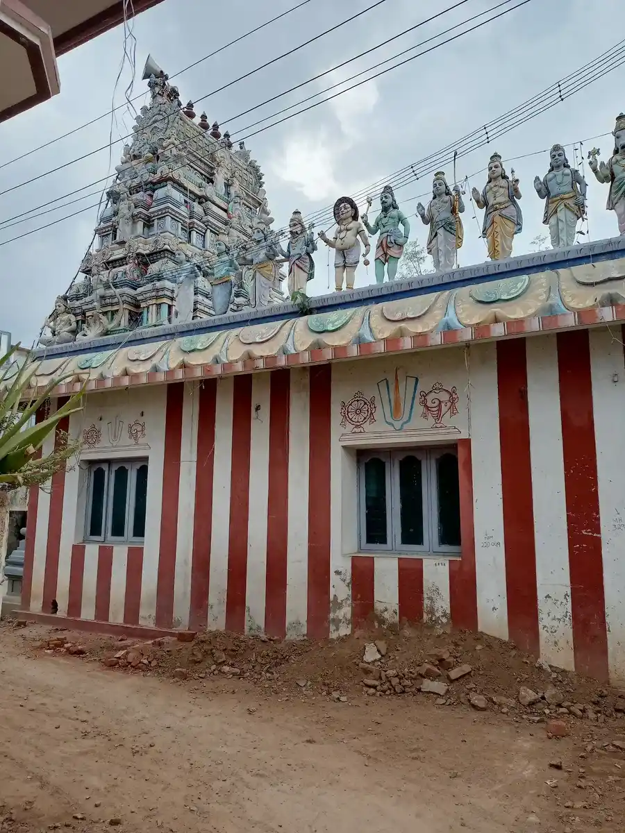 Arulmigu Venugopalaswamy Temple, Vellore - 632002 அருள்மிகு வேணுகோபாலசுவாமி திருக்கோயில், வேலூர் - 632002, Vellore - Ancient Temple Architecture and History Image 3