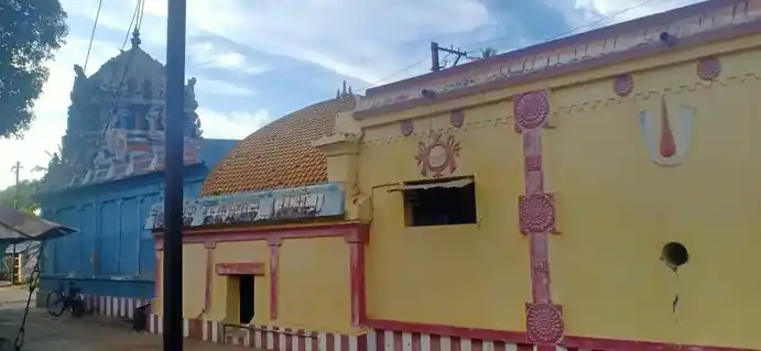 Arulmigu Venugopalaswamy Temple, Vishnampettai - 613105 அருள்மிகு வேணுகோபாலசுவாமி திருக்கோயில், Vishnampettai - 613105, Thanjavur - Ancient Temple Architecture and History Image 4