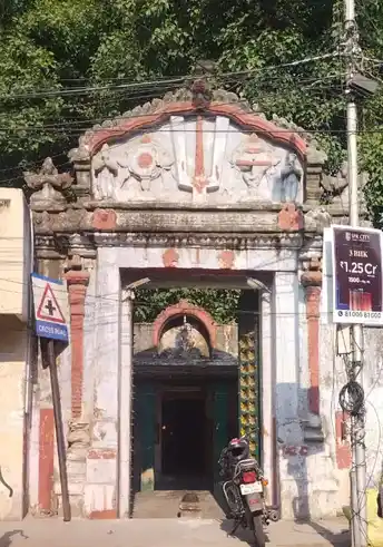 Arulmigu Venukopala Swamy Temple, Choolai, Chennai - 600112 அருள்மிகு வேணுகோபாலசுவாமி திருக்கோயில், சூளை, சென்னை - 600112, Chennai - Ancient Temple Architecture and History Image 2