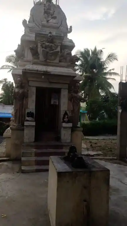 Arulmigu Vepamarathu Maariyamman, Vinayagar Temple, Saaram - 604307