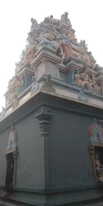 Arulmigu Veppakulathu Ayyanar Temple, Gopurajapuram - 614205 அருள்மிகு வேப்பங்குளத்து அய்யனார் திருக்கோயில், Gopurajapuram - 614205, Thanjavur - Ancient Temple Architecture and History Image 3