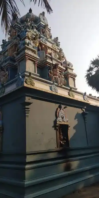 Arulmigu Veppakulathu Ayyanar Temple, Gopurajapuram - 614205 அருள்மிகு வேப்பங்குளத்து அய்யனார் திருக்கோயில், Gopurajapuram - 614205, Thanjavur - Ancient Temple Architecture and History Image 5