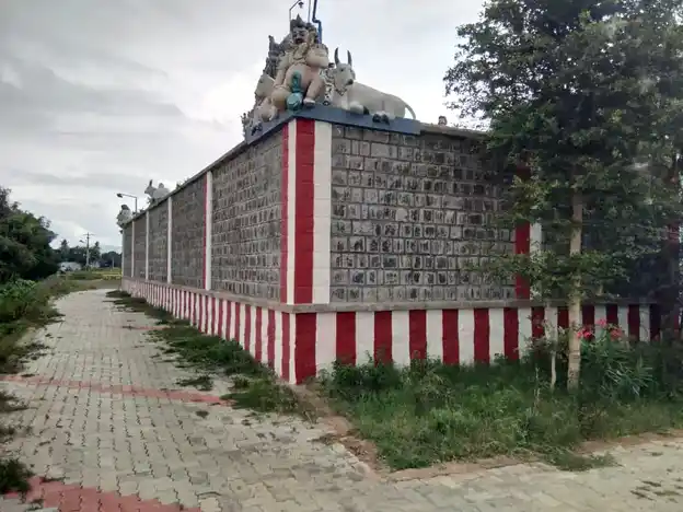 Arulmigu Verapathrasamy Temple, Usilampatti - 625532 அருள்மிகு வீரபத்திரசுவாமி திருக்கோயில், Usilampatti - 625532, Madurai - Ancient Temple Architecture and History Image 5