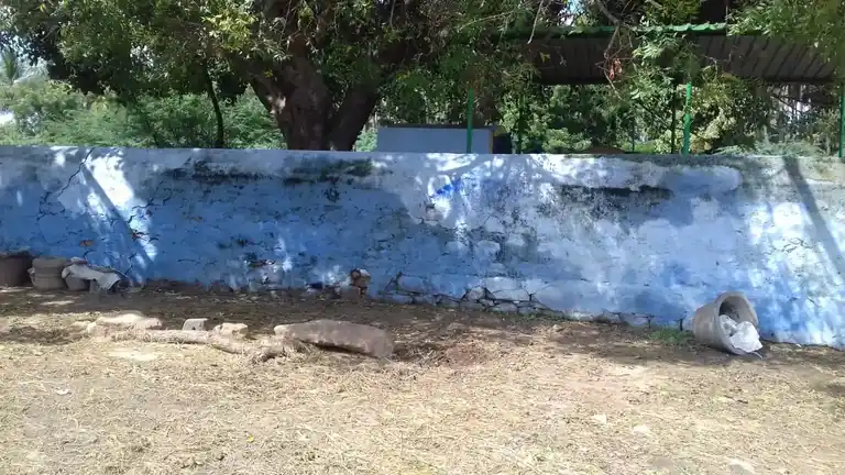 Arulmigu Verayiamman Temple, Alankiyam - 644693 அருள்மிகு வீராயி அம்மன் திருக்கோயில், Alankiyam - 644693, Tiruppur - Ancient Temple Architecture and History Image 2