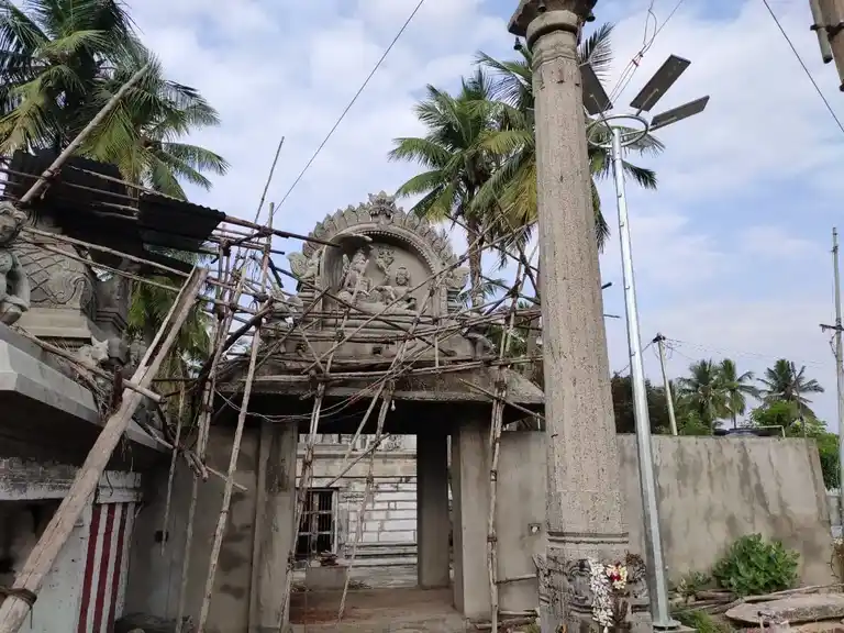Arulmigu Vethanaarayana Perumal Temple, Veppanthattai - 621116 அருள்மிகு வேதநாராணயப்பெருமாள் திருக்கோயில், Veppanthattai - 621116, Perambalur - Ancient Temple Architecture and History Image 2