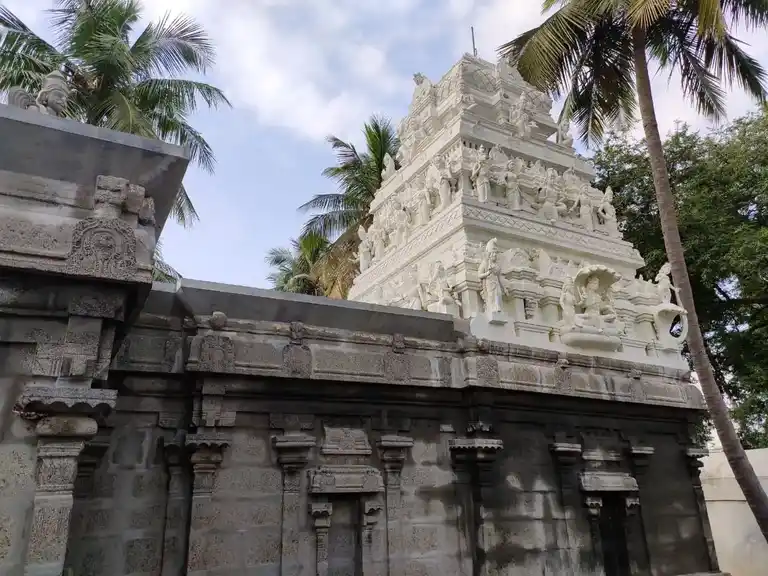 Arulmigu Vethanaarayana Perumal Temple, Veppanthattai - 621116 அருள்மிகு வேதநாராணயப்பெருமாள் திருக்கோயில், Veppanthattai - 621116, Perambalur - Ancient Temple Architecture and History Image 6