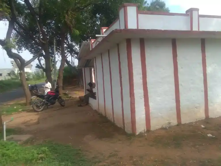 Arulmigu Vetrayaperumal Temple, Kachchippalli - 637102 அருள்மிகு வேட்ராய பெருமாள் திருக்கோயில், Kachchippalli - 637102, Salem - Ancient Temple Architecture and History Image 2