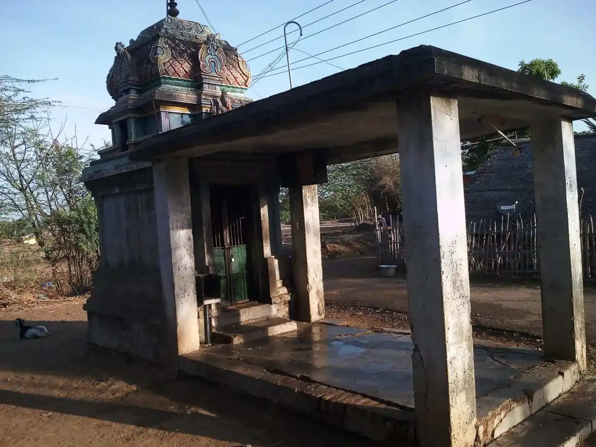 Arulmigu Vetrivinayagar Temple, Thenmaruthur - 610207 அருள்மிகு வெற்றி விநாயகர் திருக்கோயில், Thenmaruthur - 610207, Nagapattinam - Ancient Temple Architecture and History Image 4