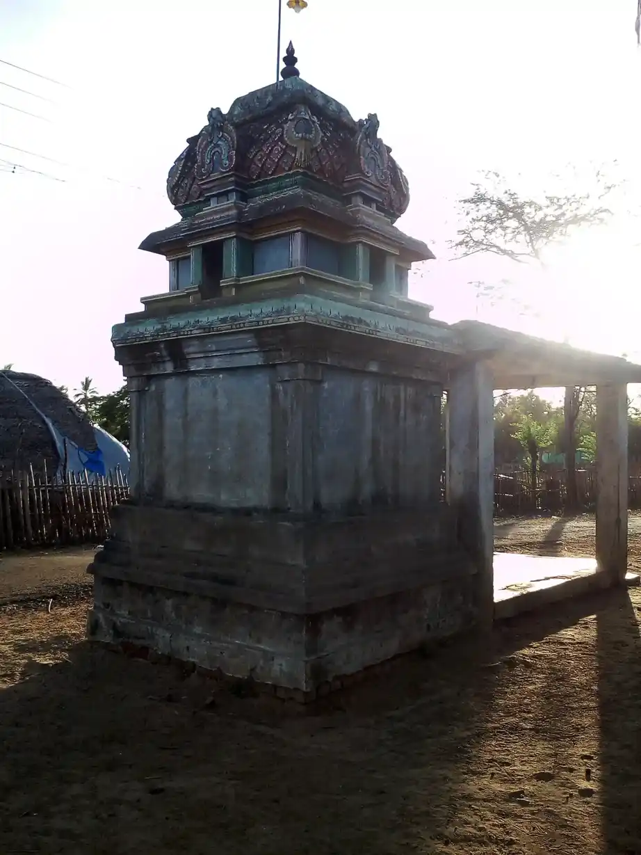 Arulmigu Vetrivinayagar Temple, Thenmaruthur - 610207 அருள்மிகு வெற்றி விநாயகர் திருக்கோயில், Thenmaruthur - 610207, Nagapattinam - Ancient Temple Architecture and History Image 5