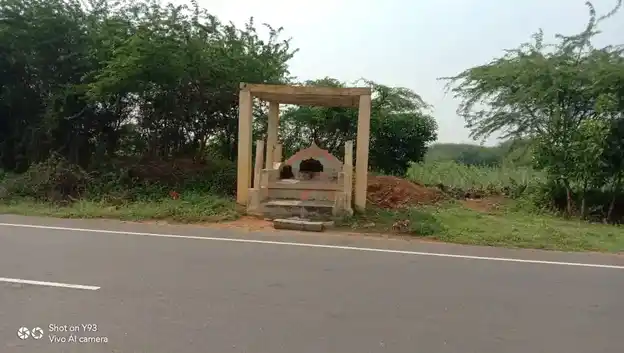 Arulmigu Vettai Ayyanar Temple, Kadampakulam - 630561