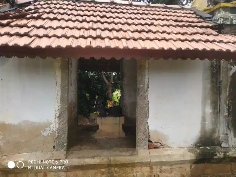 Arulmigu Vettai Ayyanar Temple, Karunkalpatti - 630561
