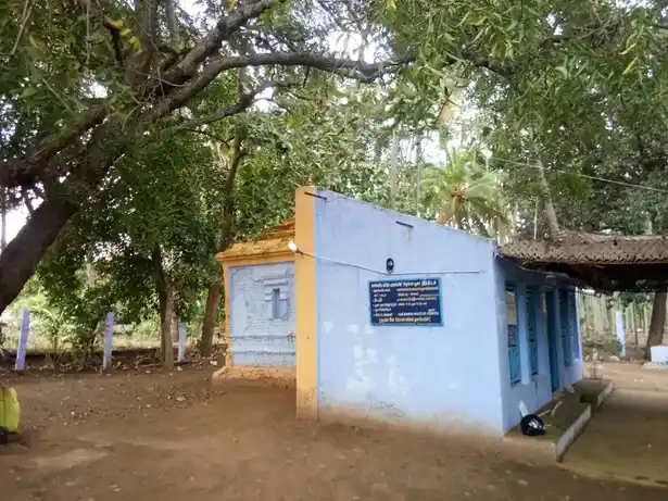 Arulmigu Vettaikaraperumal Temple, Kalikanaickenplayam, Kalikanaickenplayam - 642123 அருள்மிகு வேட்டைக்காரபெருமாள் திருக்கோயில், Kalikanaickenplayam, Kalikanaickenplayam - 642123, Coimbatore - Ancient Temple Architecture and History Image 4