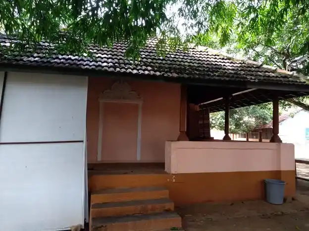 Arulmigu Vettaikaraswamy Temple, Vettaikaran Pudur - 642129 அருள்மிகு வேட்டைக்காரசுவாமி திருக்கோயில், Vettaikaran Pudur - 642129, Coimbatore - Ancient Temple Architecture and History Image 2