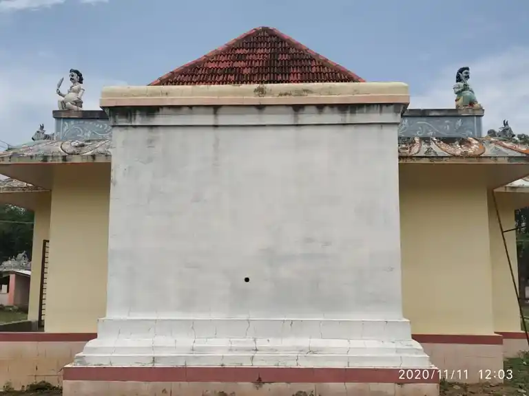 Arulmigu Vettaikarupaswamy Temple, A.Pudhupatti - 621305 Arulmigu Vettaikarupaswamy Temple, A.Pudhupatti - 621305, Thiruchirappalli - Ancient Temple Architecture and History Image 3