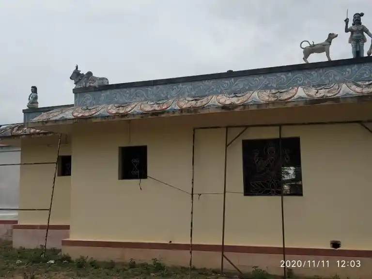 Arulmigu Vettaikarupaswamy Temple, A.Pudhupatti - 621305 Arulmigu Vettaikarupaswamy Temple, A.Pudhupatti - 621305, Thiruchirappalli - Ancient Temple Architecture and History Image 4