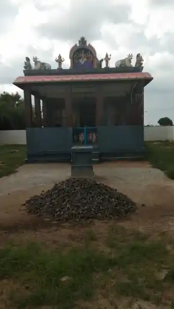 Arulmigu Vettarudaiya Ayyanar Temple, Ilamanur - 630701 அருள்மிகு. வேட்டாருடைய அய்யனார் திருக்கோயில், Ilamanur - 630701, Sivagangai - Ancient Temple Architecture and History Image 2